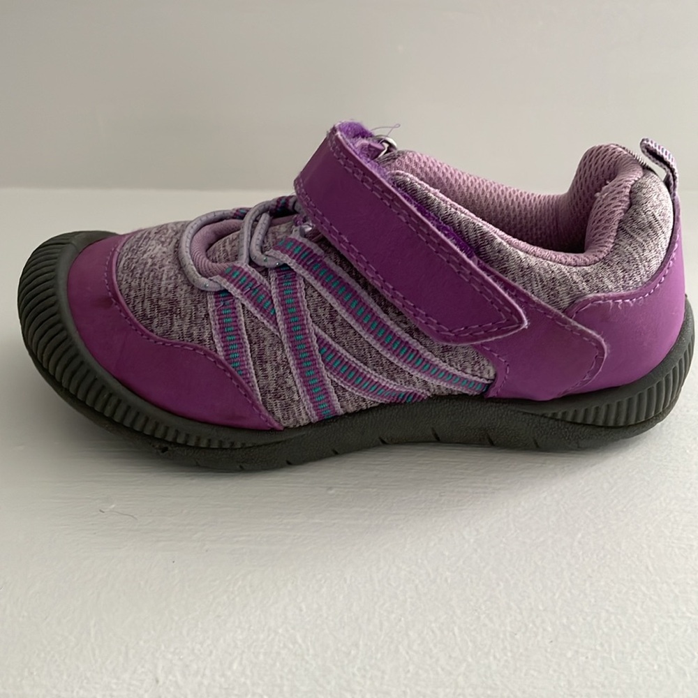 Osh Kosh B’gosh shoes - Picture 6 of 16